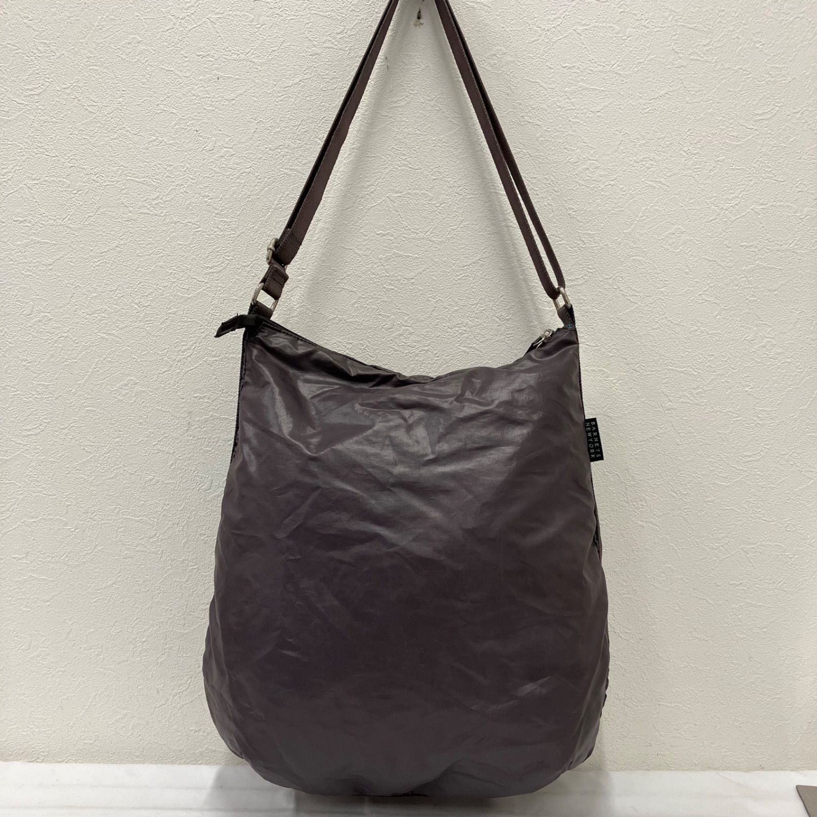 3172 BARNEYS NEWYORK バーニーズニューヨーク ショルダーバッグ 軽量 