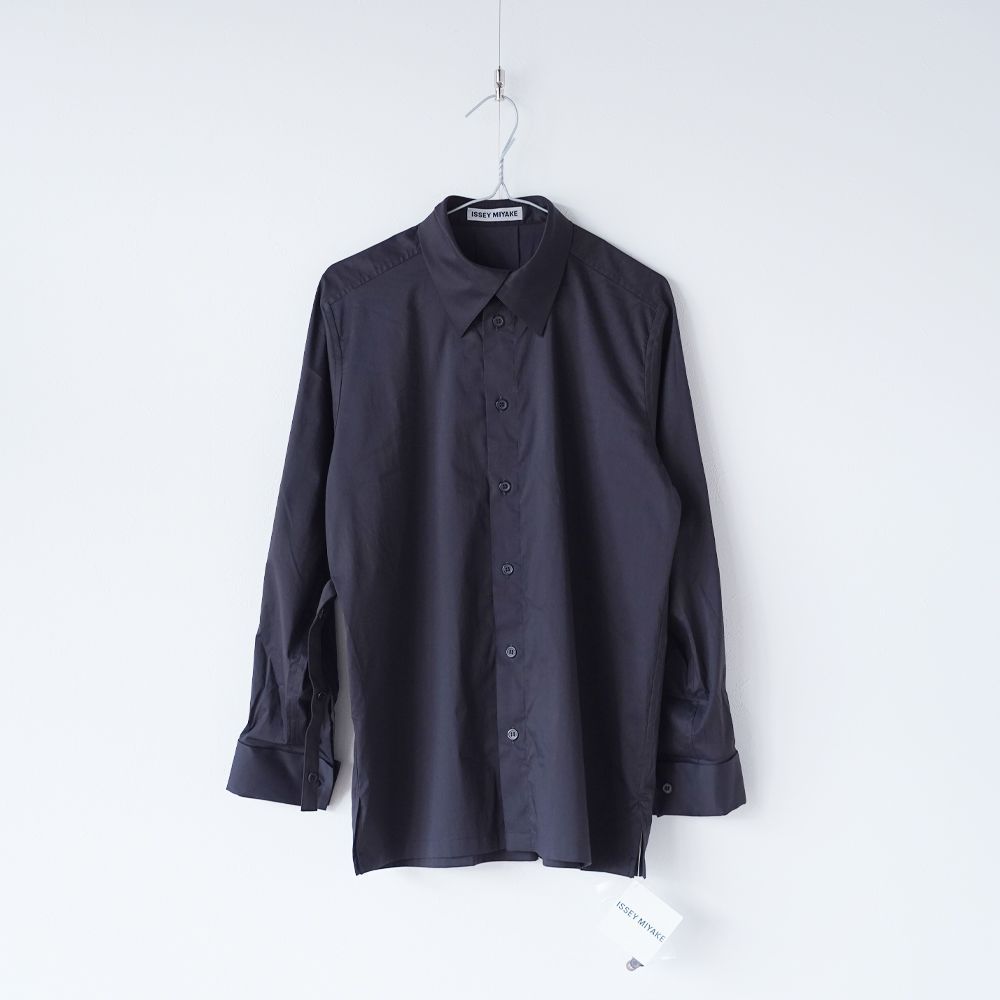 【新品未使用】イッセイミヤケ 黒 ダブルカフス シャツ M no.51