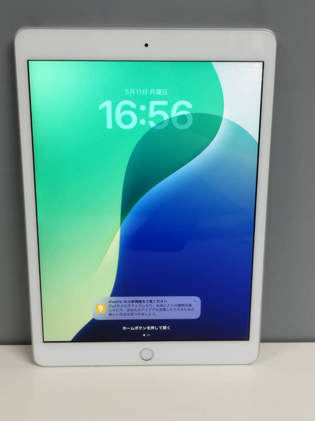 完動品iPad第7世代(A2197)本体32GBシルバー送料込BMF3N Apple iPad A2197 - 7th Gen, 10.2 Inch LED-Backlit Multi