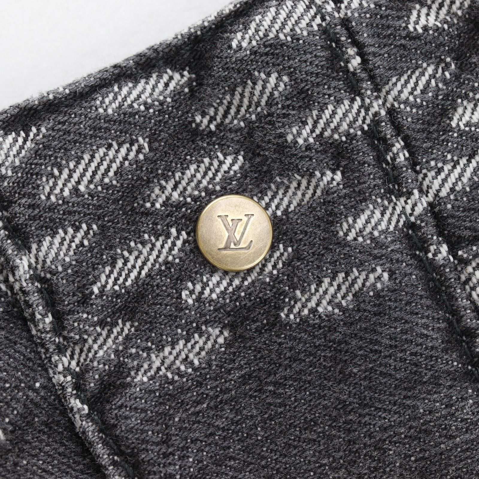 【LOUIS VUITTON】ルイ・ヴィトン ジャイアントダミエ ウェーブスモノグラム NIGOコラボ HJA11WUZC コットン グレー メンズ デニムジャケット