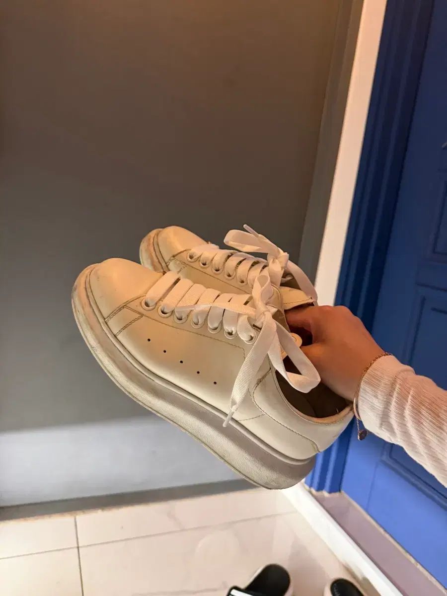 Alexander McQueen オーバーソール スニーカー オールホワイト