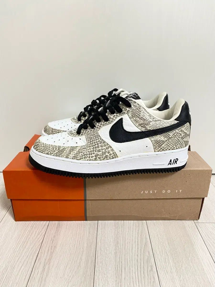 2000年 NIKE AIR FORCE 1 LOW CO JP OG
