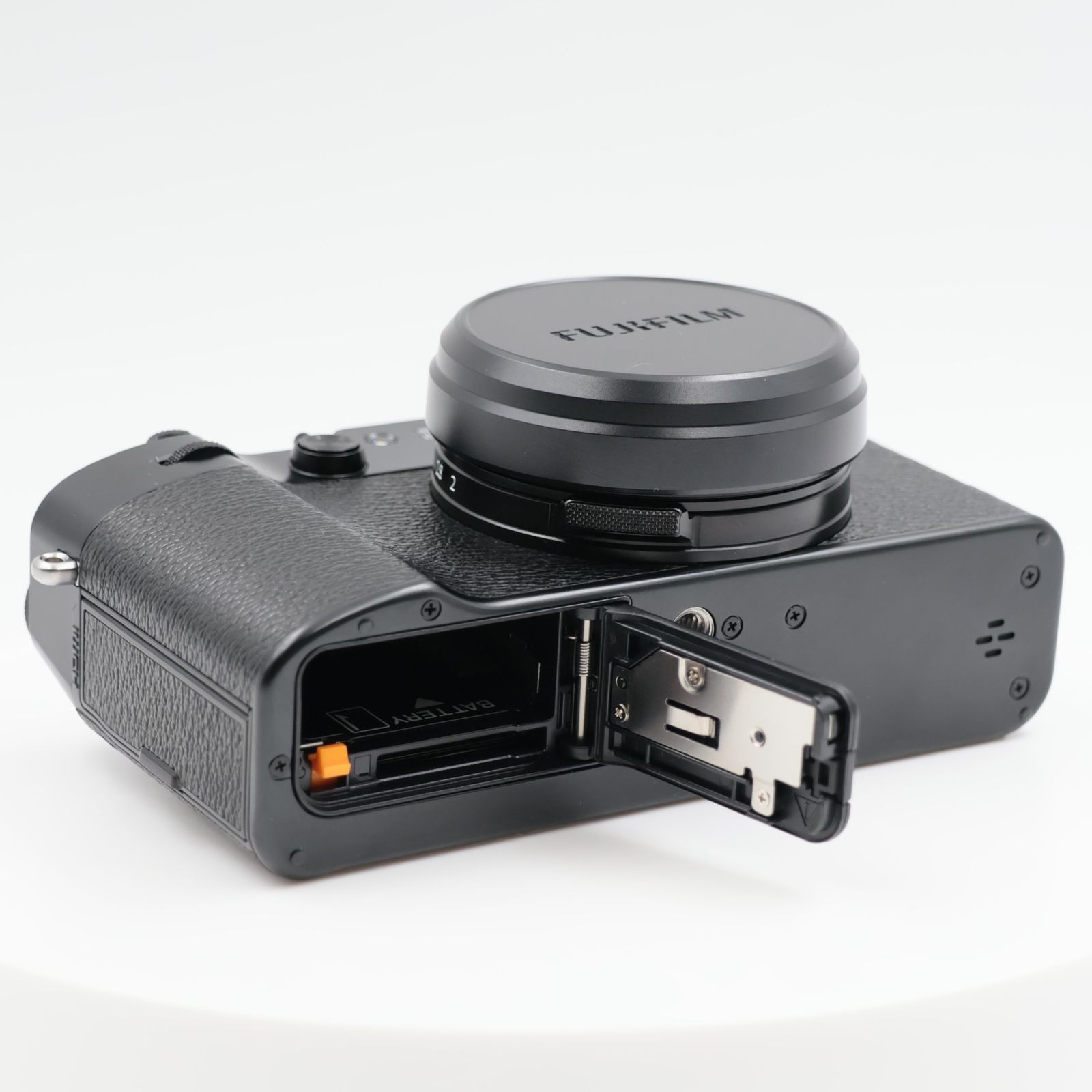 □シャッター数1100枚！極上品□ FUJIFILM X100Ⅵ-B ブラック X100VI 