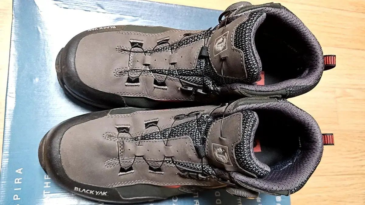 ブラックヤク GORE-TEX ゴアテックス 登山靴 BoA（ボア）