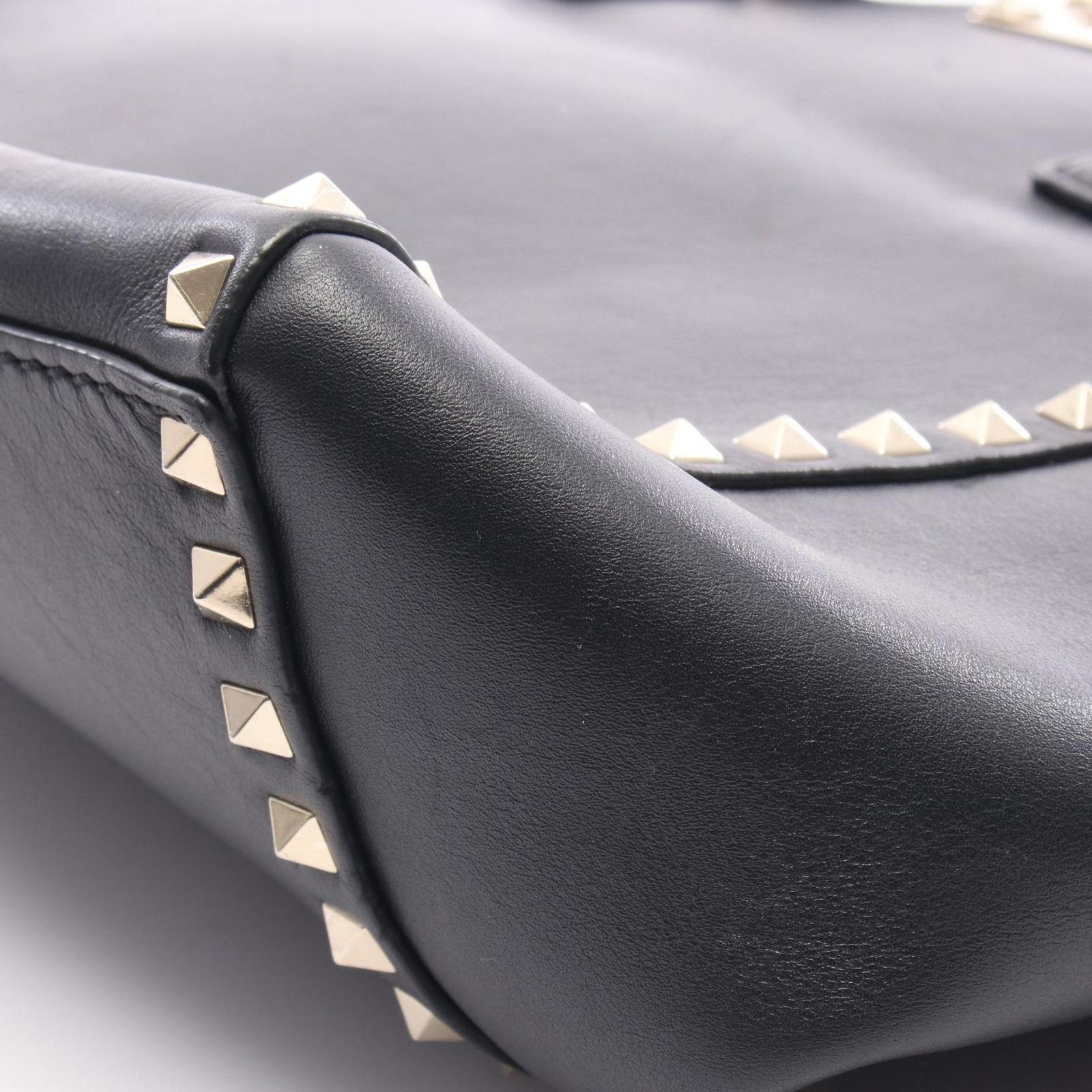 ヴァレンティノ・ガラヴァーニ Valentino Garavani ロックスタッズ 