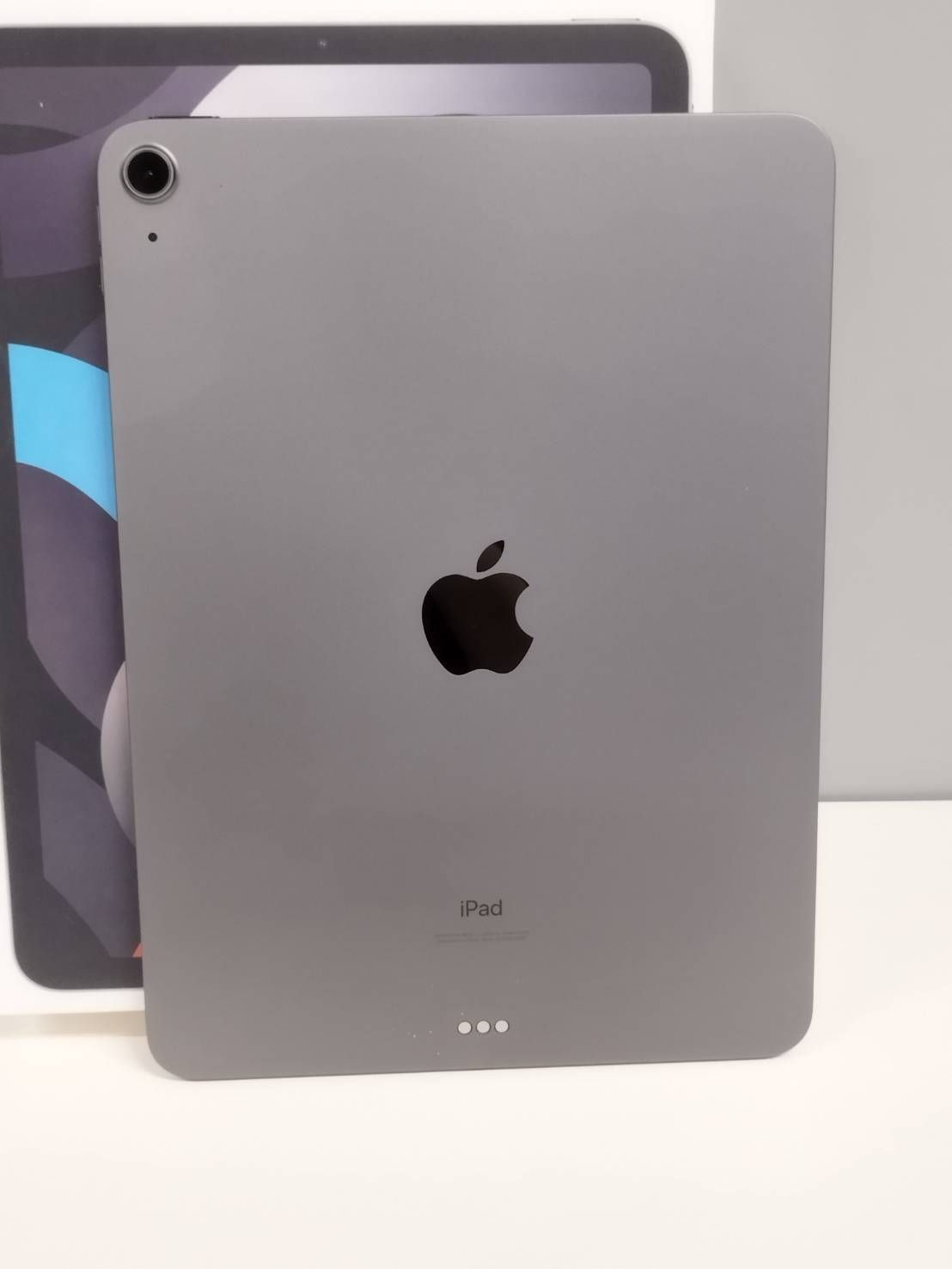 iPad Air 第4世代 256GB スペースグレイ 中古 - メルカリ