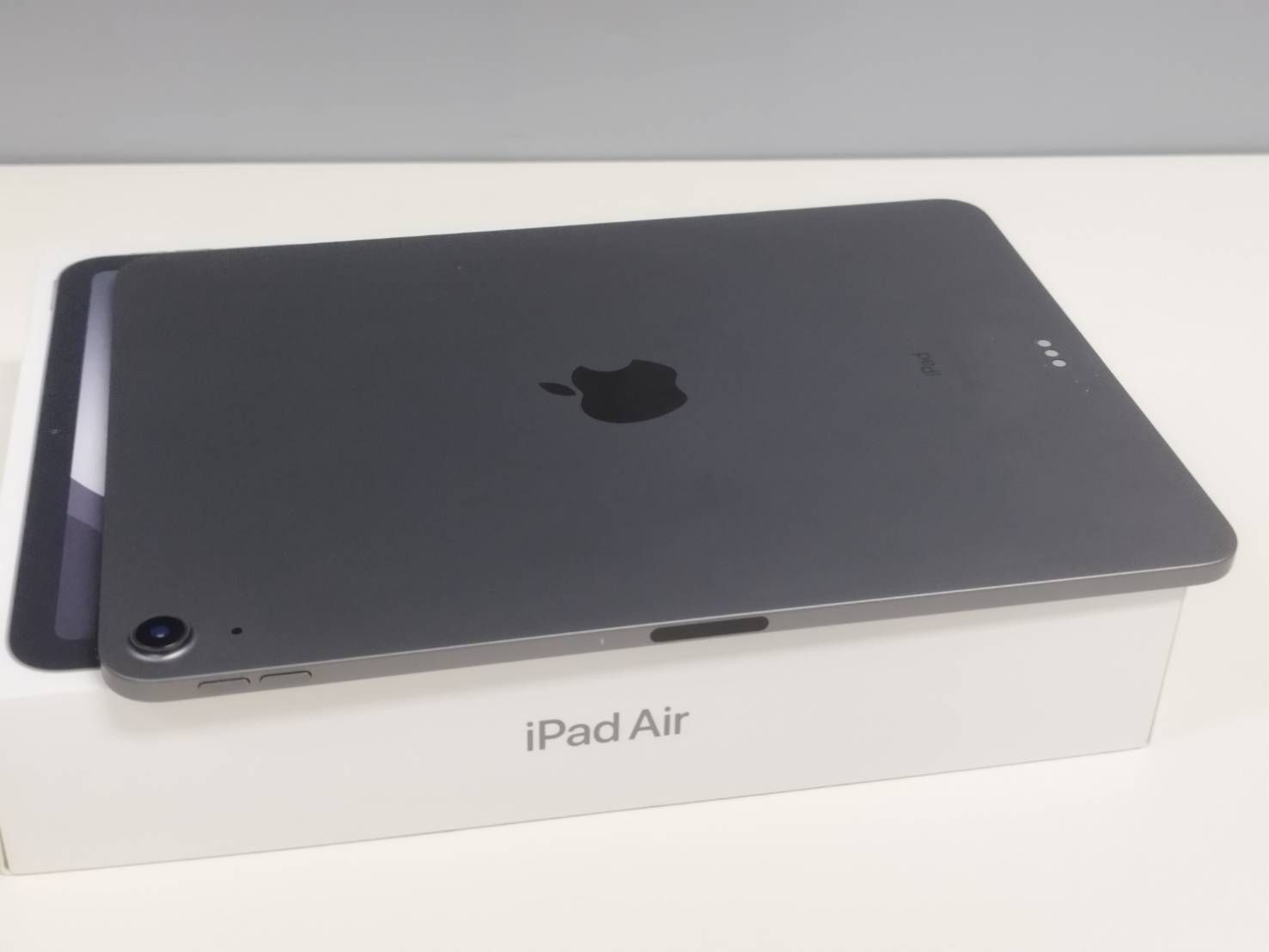 iPad Air 第4世代 256GB スペースグレイ 中古 - メルカリ