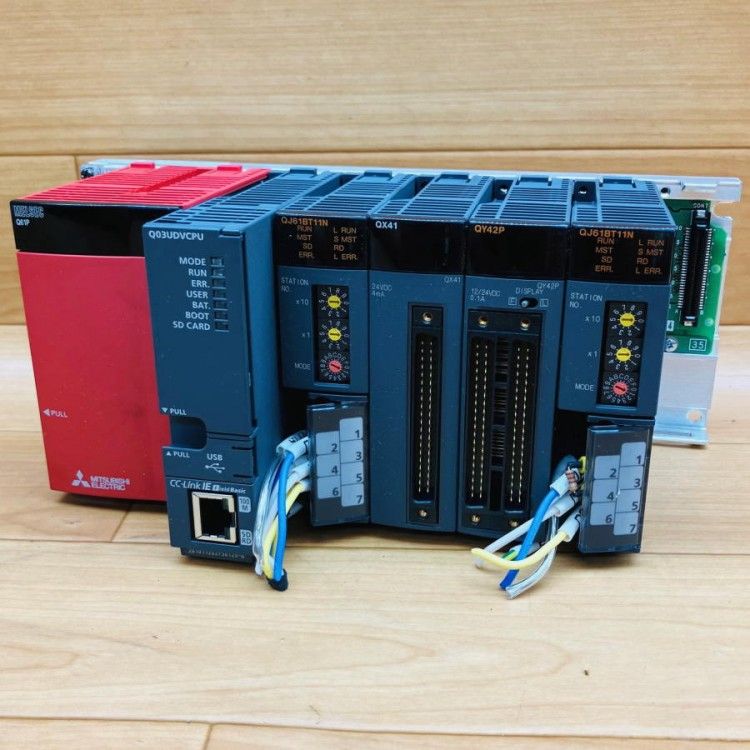 MITSUBISHI ELECTRIC/三菱電機 Q03UDVCPU CPUユニットセット - メルカリ