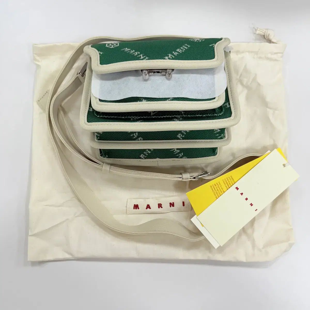 新商品（未使用MARNI マルニ ニット トランクバッグ / ミニ クロスバック