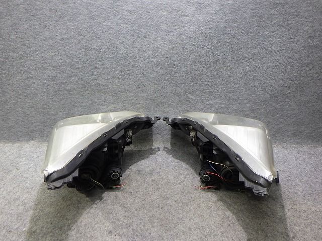 ラクティス ヘッドライト 左右 ハロゲン NCP120/125 前期 52-211 1