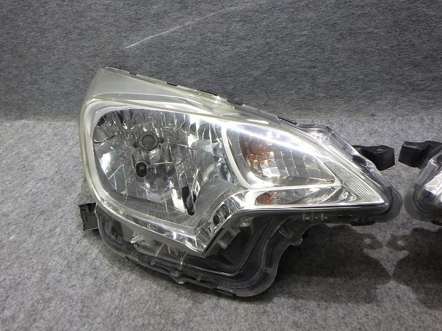 ラクティス ヘッドライト 左右 ハロゲン NCP120/125 前期 52-211 1