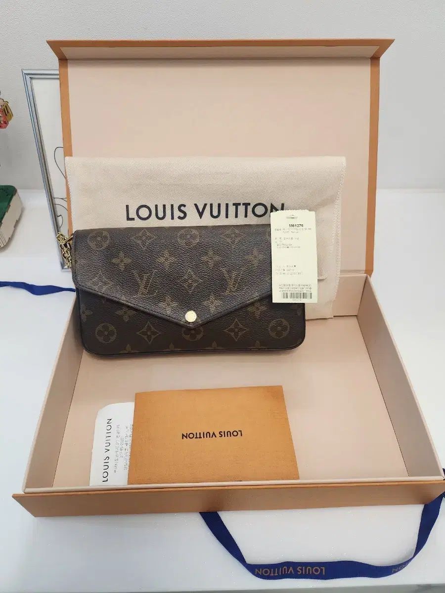 Louis Vuitton ポシェット・フェリシー