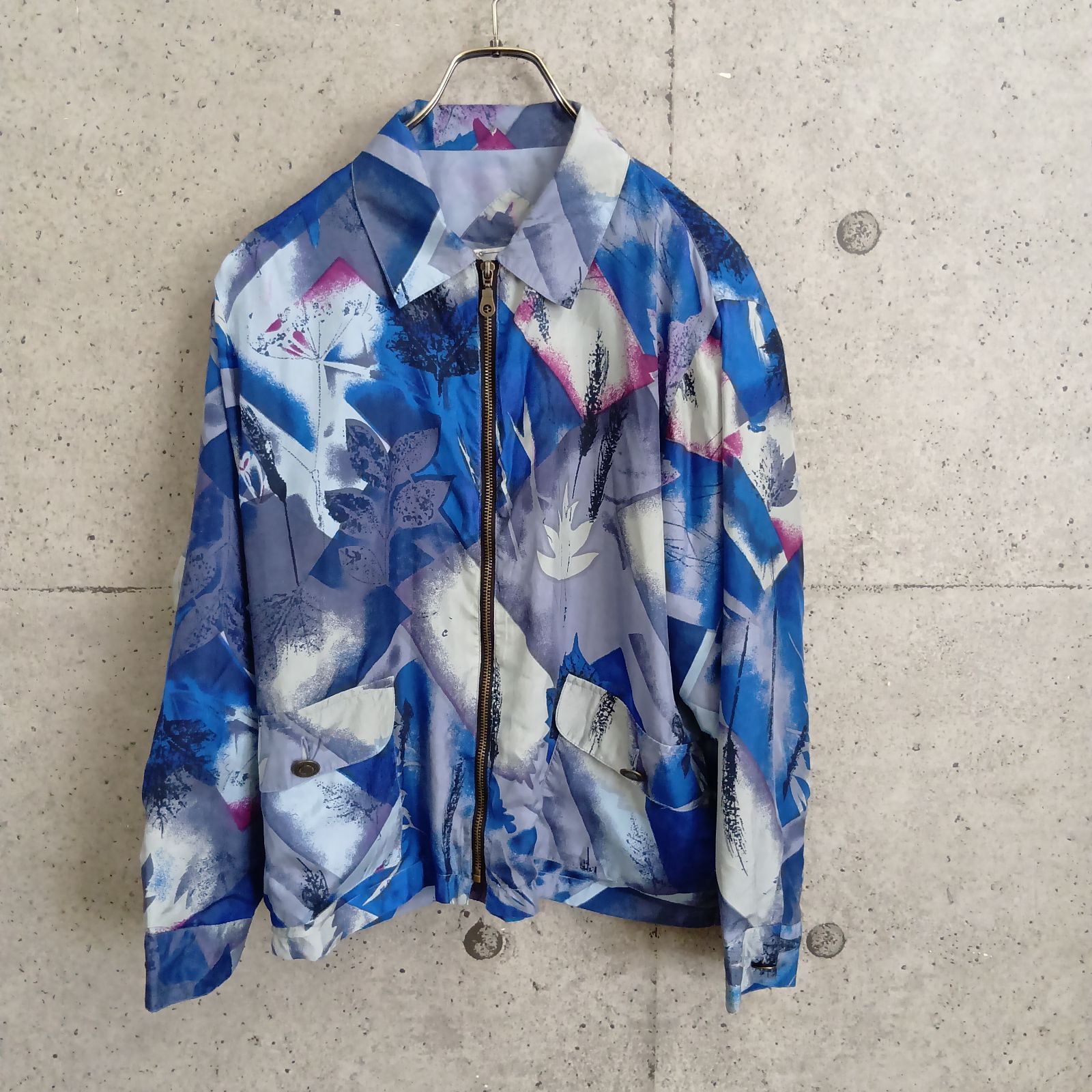 USED】US 古着 East West SILKS シルク100% 総柄ブルゾン M ブルー 