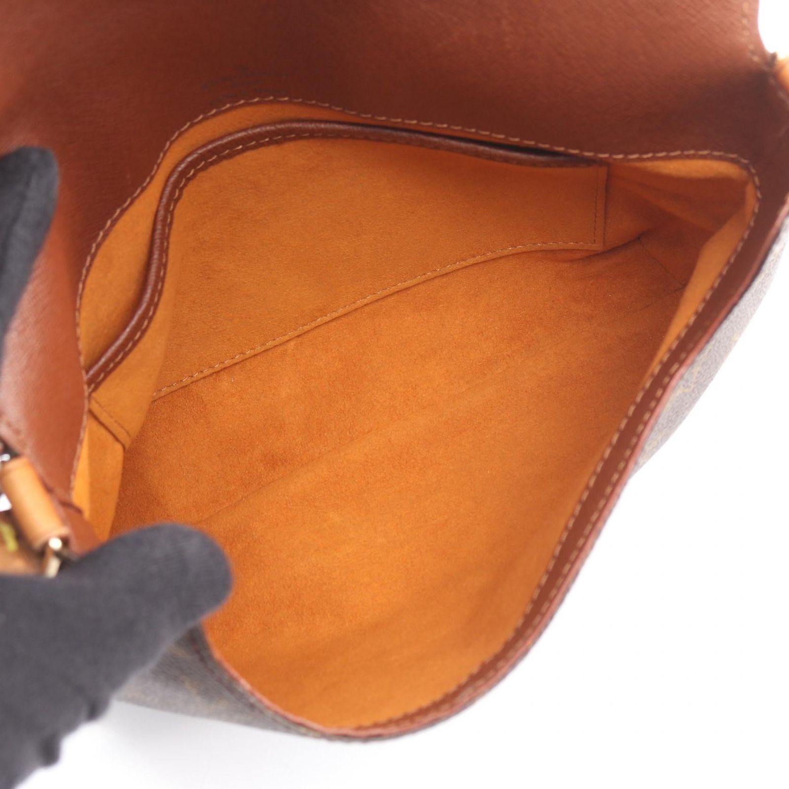 LOUIS VUITTON ルイ・ヴィトン ミュゼットタンゴ ショートストラップ