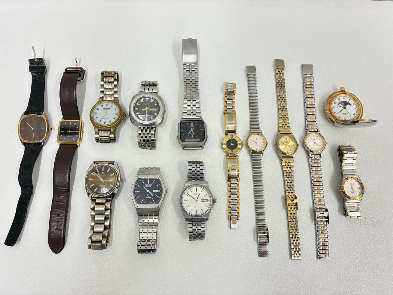 中古品、ジャンク品の腕時計まとめ売り 14本の大量出品