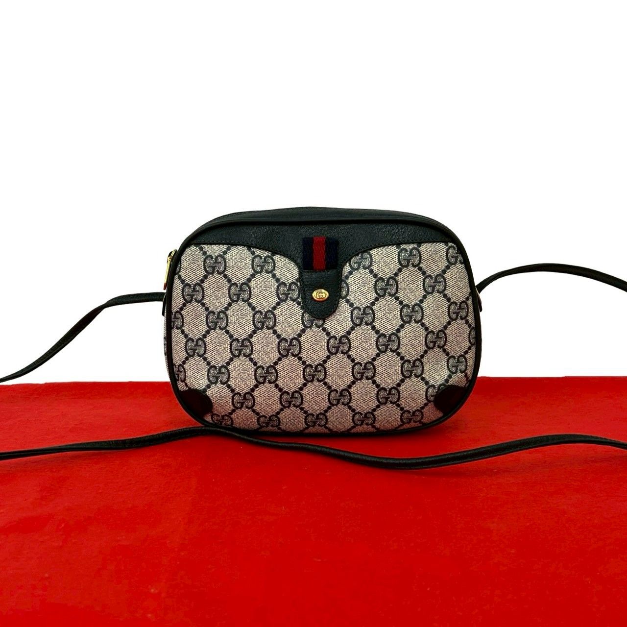 【極希少】Gucci  シェリーライン　ショルダーバック　オールドグッチ　黒 極 美品 GUCCI グッチ オールドグッチ ヴィンテージ シェリーライン GG