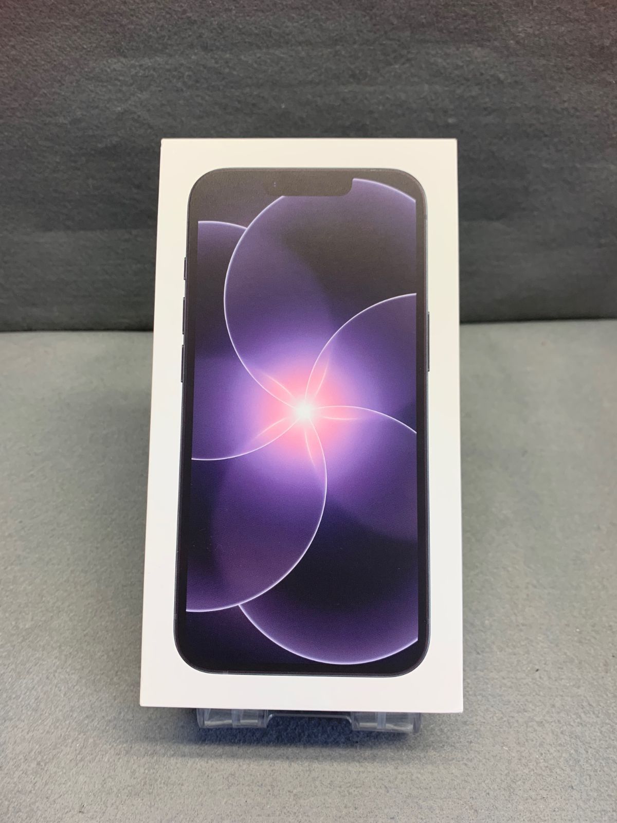 新品未開封　Appleストア版　SIMフリー　iPhone17e 256GB