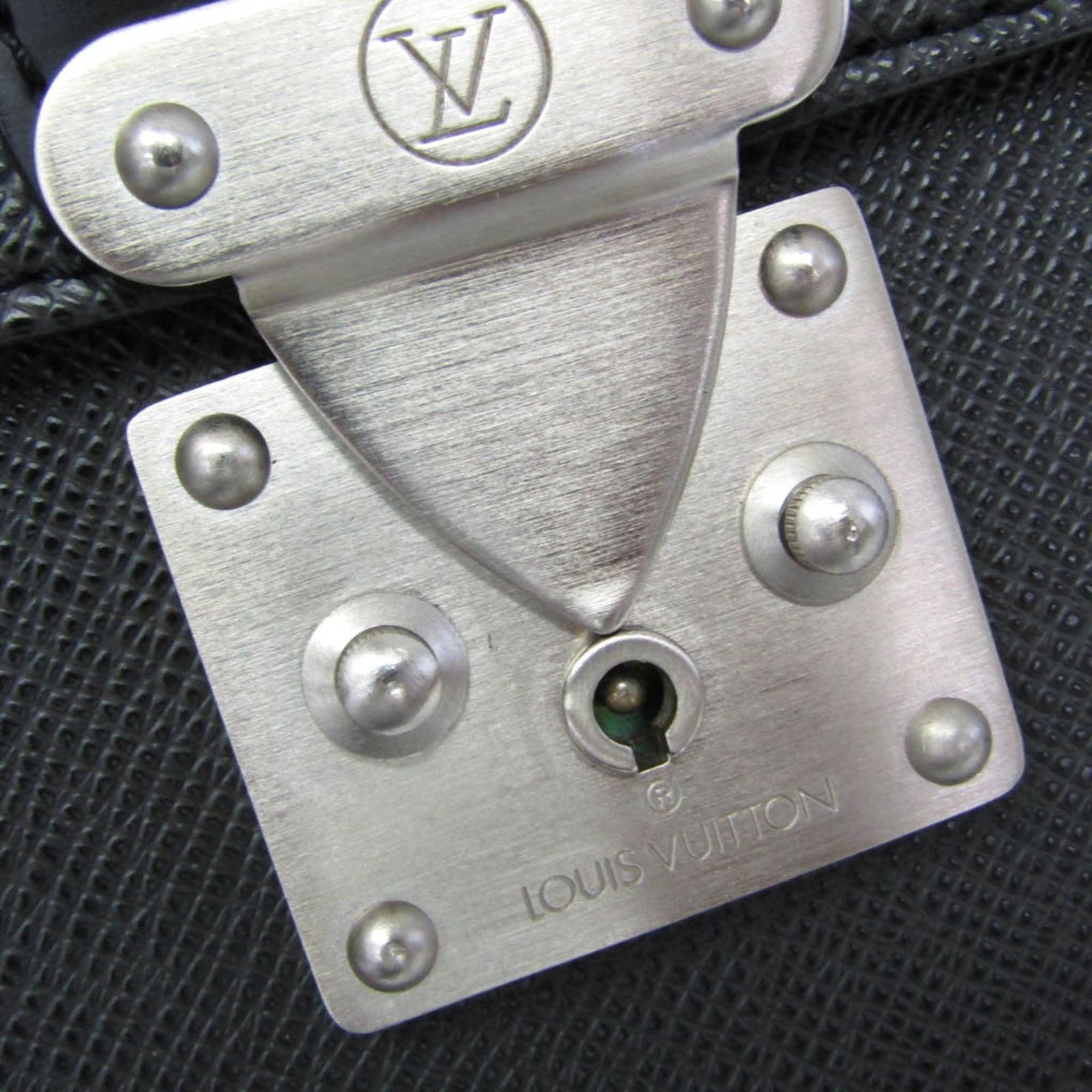 ルイ・ヴィトン(Louis Vuitton) タイガ モスコバ M30032 メンズ