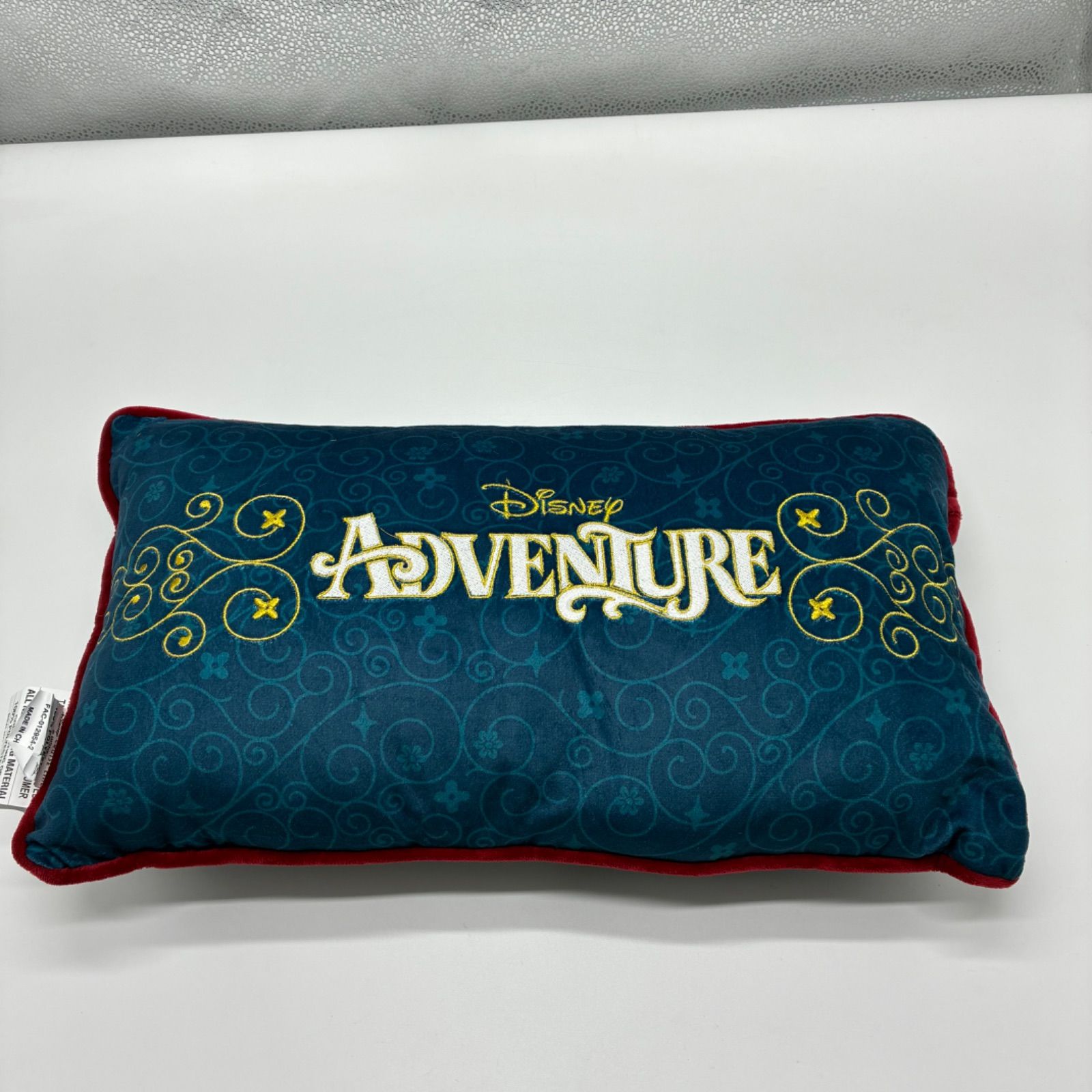 未使用品 ディズニークルーズアドベンチャー ピロー&ブランケット