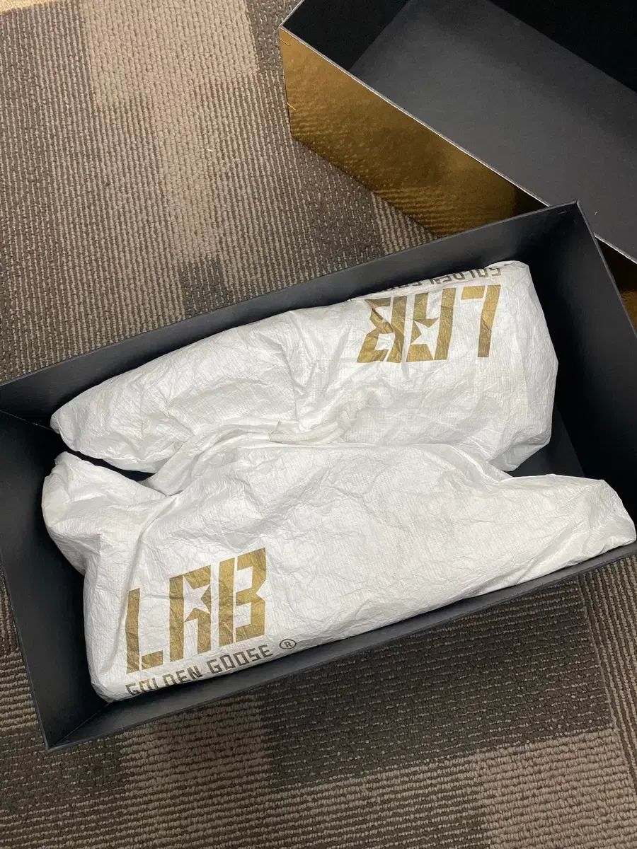 ゴールデングース スニーカー フルセット スター柄 限定生産品 GOLD エナメル