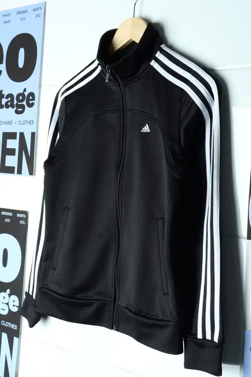 W(S) adidas アディダス ジップアップ ウィンドブレーカー アウター ジャケット ジャージ ブラック 3本線-7575