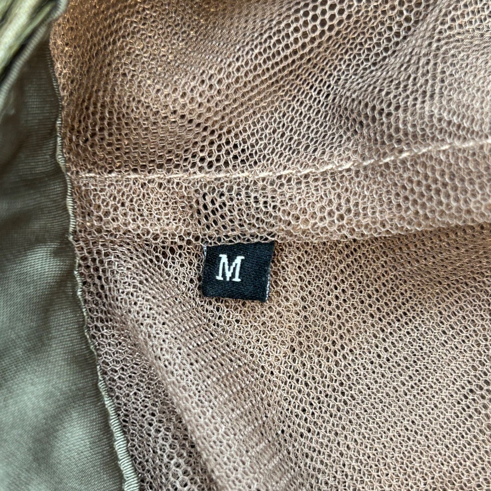 Leja レジャ スパンコール刺繍 ビジューボタン フレアスリーブ