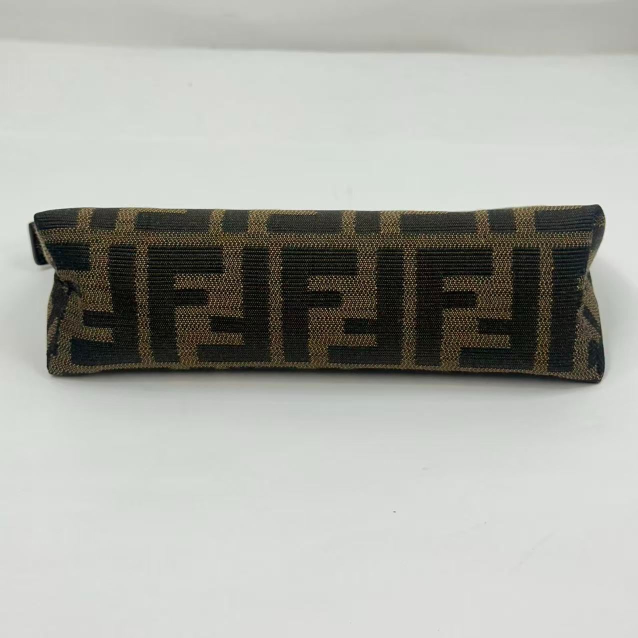 FENDI フェンディ ズッカ柄 ポーチ 化粧ポーチ 小物入れ 7N0038 - メルカリ