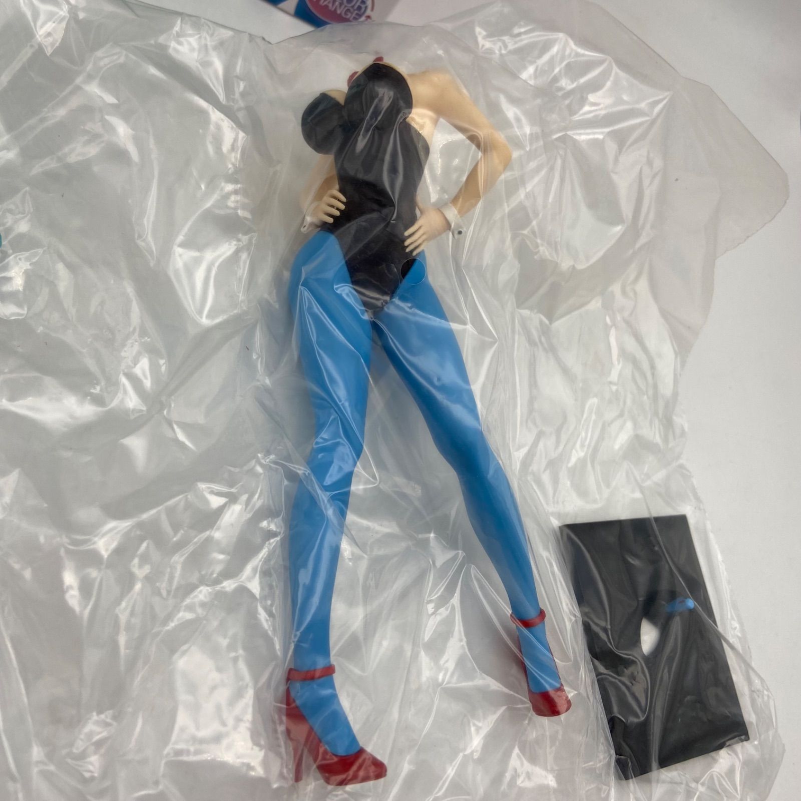 ドラゴンボール CⅡ：FIGURE HOT:COLD BULMA ブルマ プライズ