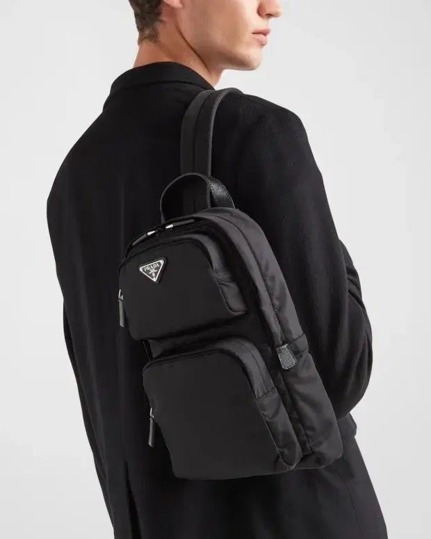 PRADA プラダ スリングバック PRADA プラダ バックパック 2vz105