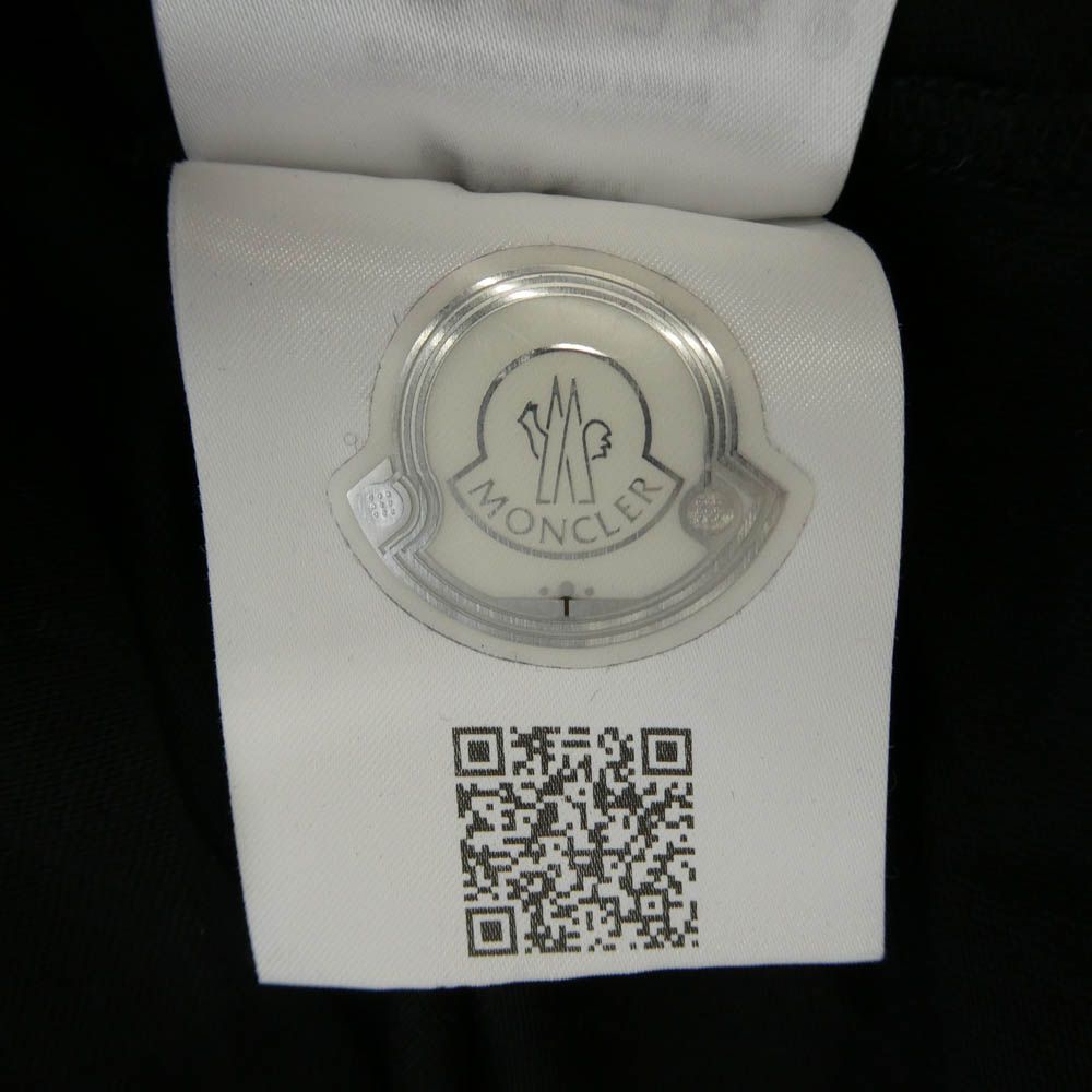 MONCLER モンクレール 21AW G20918C00040 829H8 ロゴワッペン付 バック 