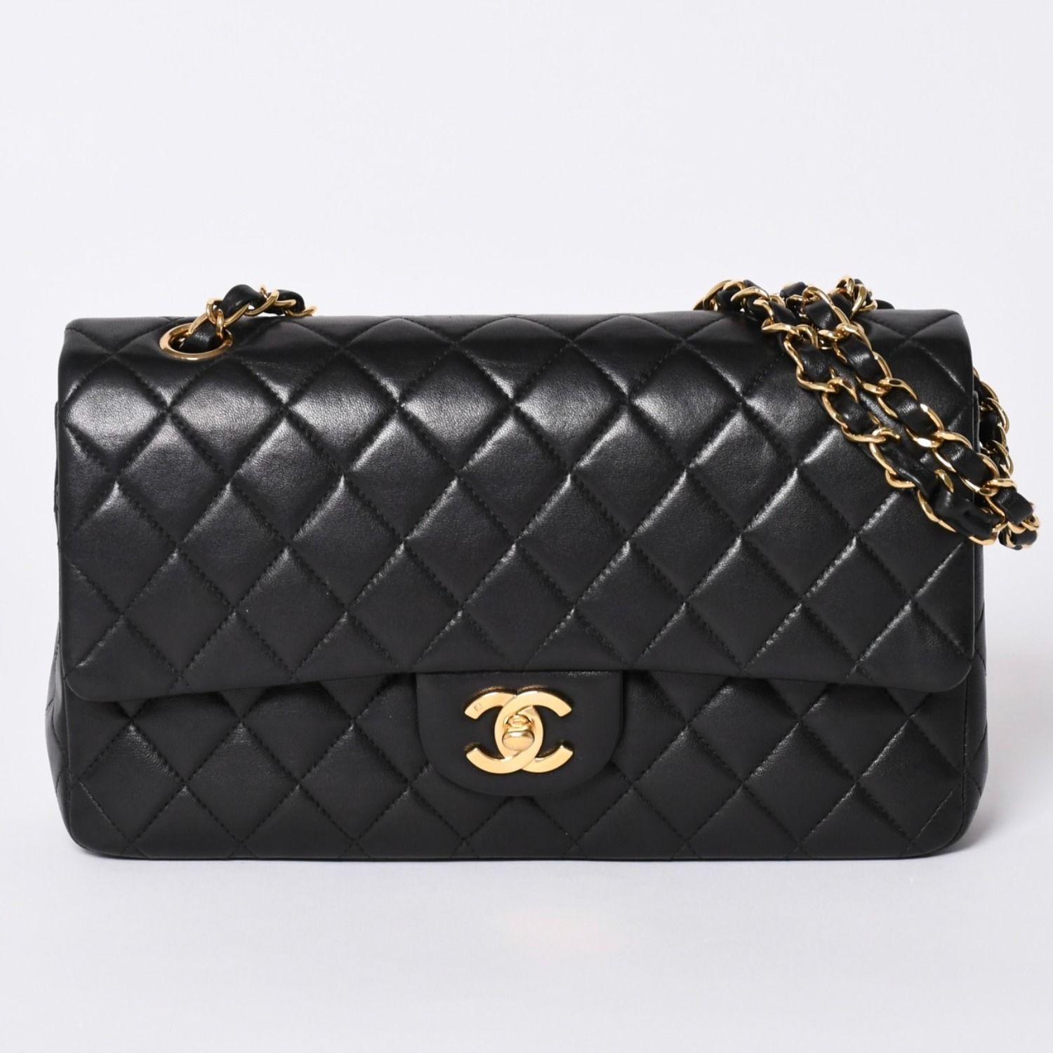 極美品 CHANEL シャネル マトラッセ25 Wフラップ Wチェーンショルダーバッグ 7番台 ココマーク ラムスキン ブラック ゴールド金具 中古 4a000622