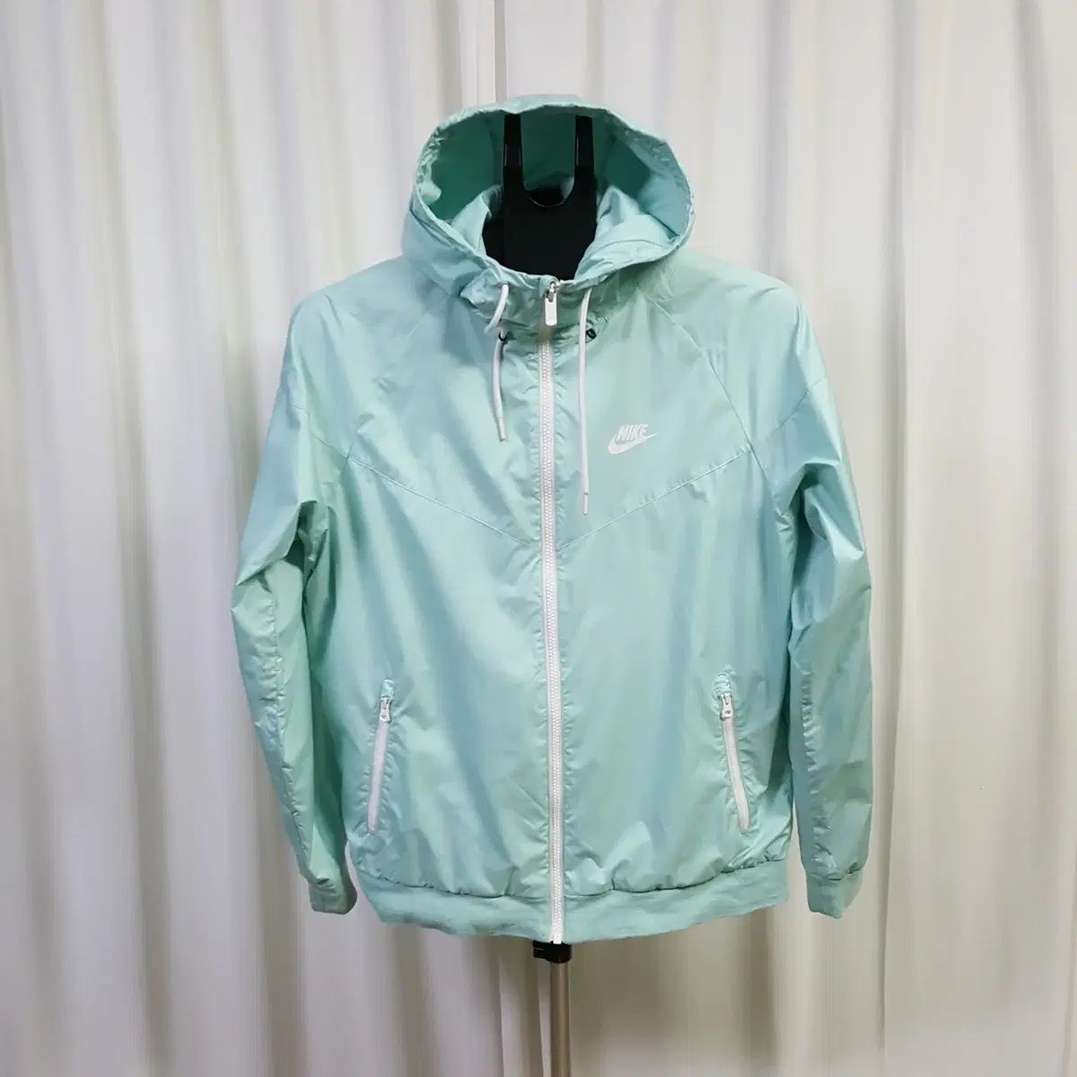 22年 NIKE メンズ ウィンドブレーカー ミント 100