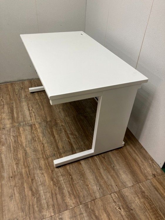 中古品】コクヨ 1200平デスク ホワイト - メルカリ
