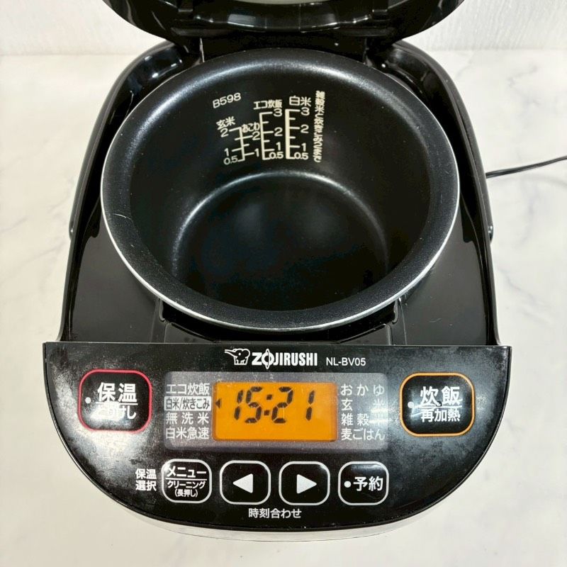 ZOJIRUSHI 象印マイコン炊飯ジャー NL-BV05 炊飯器 黒 503K - メルカリ