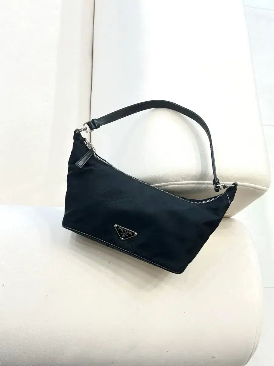 プラダ ポコノ HOBO BAG (正規品)