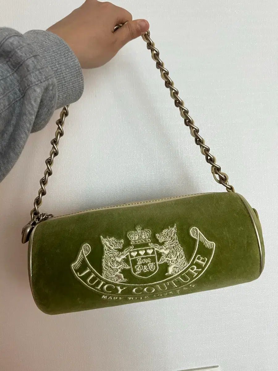 JUICY COUTURE ジューシークチュール バッグ ベルベット チェーン ショルダーバッグ グリーン バレルバッグ