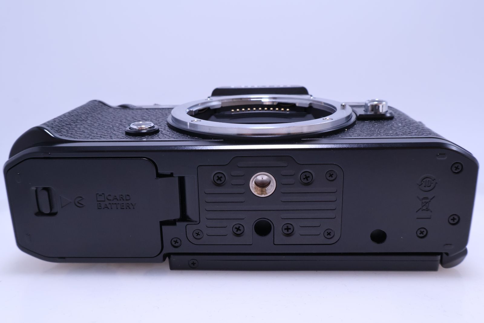 【13,524回 極美品】Nikon Z f ボディ ミラーレス一眼 フルサイズ Nikon Z f ミラーレス一眼カメラ ボディ