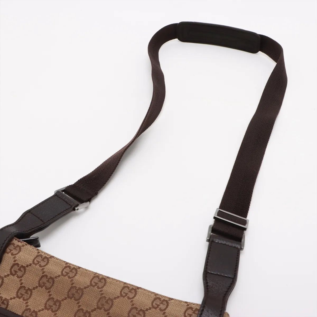 GUCCI グッチ ブラウン ベージュ GGキャンバス /レザー 122793 ショルダーバッグ メッセンジャーバッグ レディース 411286 【中古】 極美品 グッチ GGキャンバス 122793 レザー ショルダーバッグ 斜め掛け
