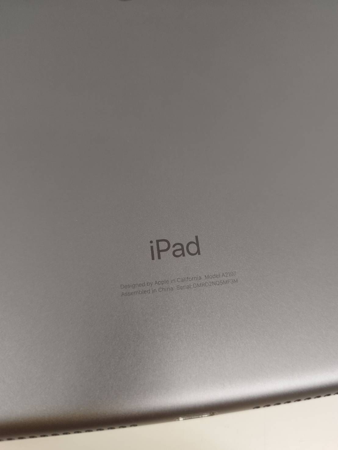 Wi-Fiモデル】iPad 第7世代/A2197/32GB/スペースグレイ〈MW742J/A