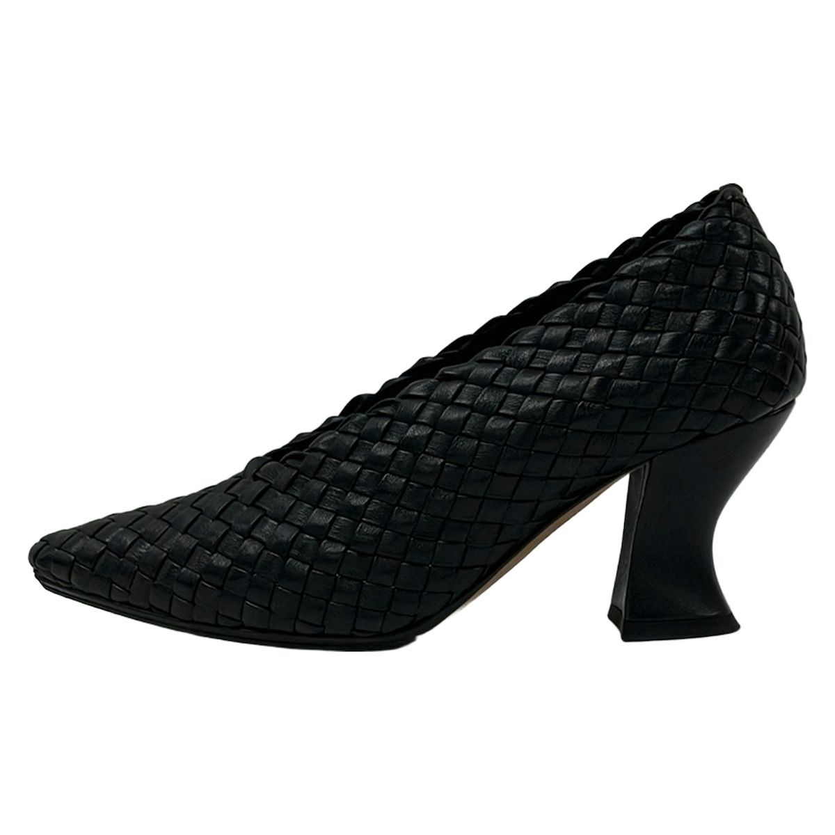BOTTEGA VENETA(ボッテガヴェネタ) パンプス 35 1/2 レディース - 黒 イントレチャート/アウトソール張替済 レザー