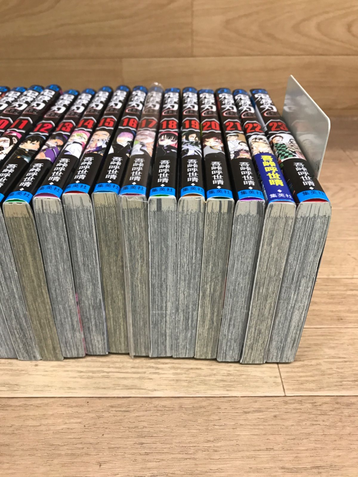 ☆②鬼滅の刃 1～23巻 全巻＋関連本4冊 全巻コミックセット《RV12G
