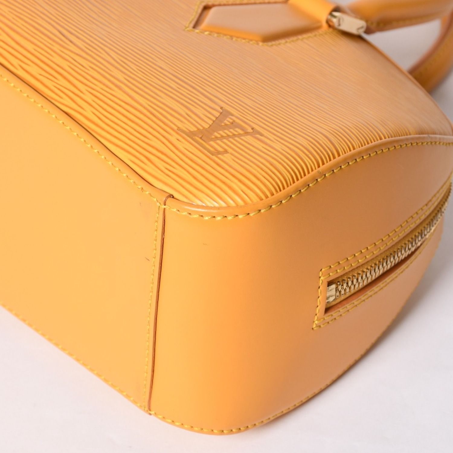 LOUIS VUITTON ルイヴィトン ジャスミン エピ ハンドバッグ M52089 