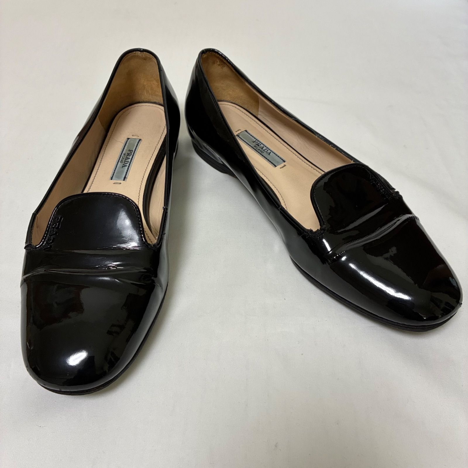 PRADA プラダ サイドロゴ パテントレザー ブラックエナメル ローファー