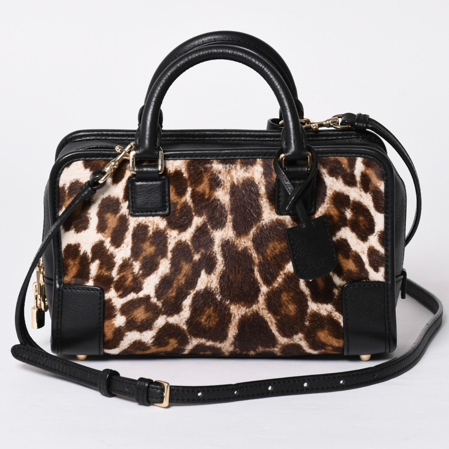極美品 LOEWE ロエベ Amazona 23 アマソナ 23 2WAYバッグ 352.99.H71 レオパード ハラコ レザー ブラック ゴールド金具 中古 4a001652 96,800円