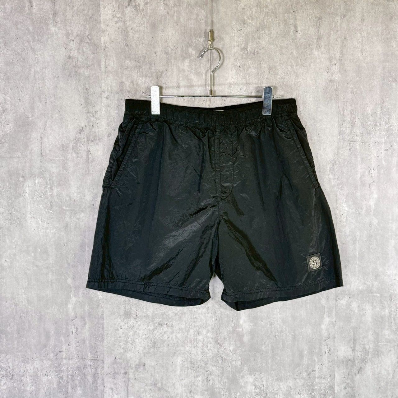 STONE ISLAND』ストーンアイランド（L）ナイロン ショートパンツ