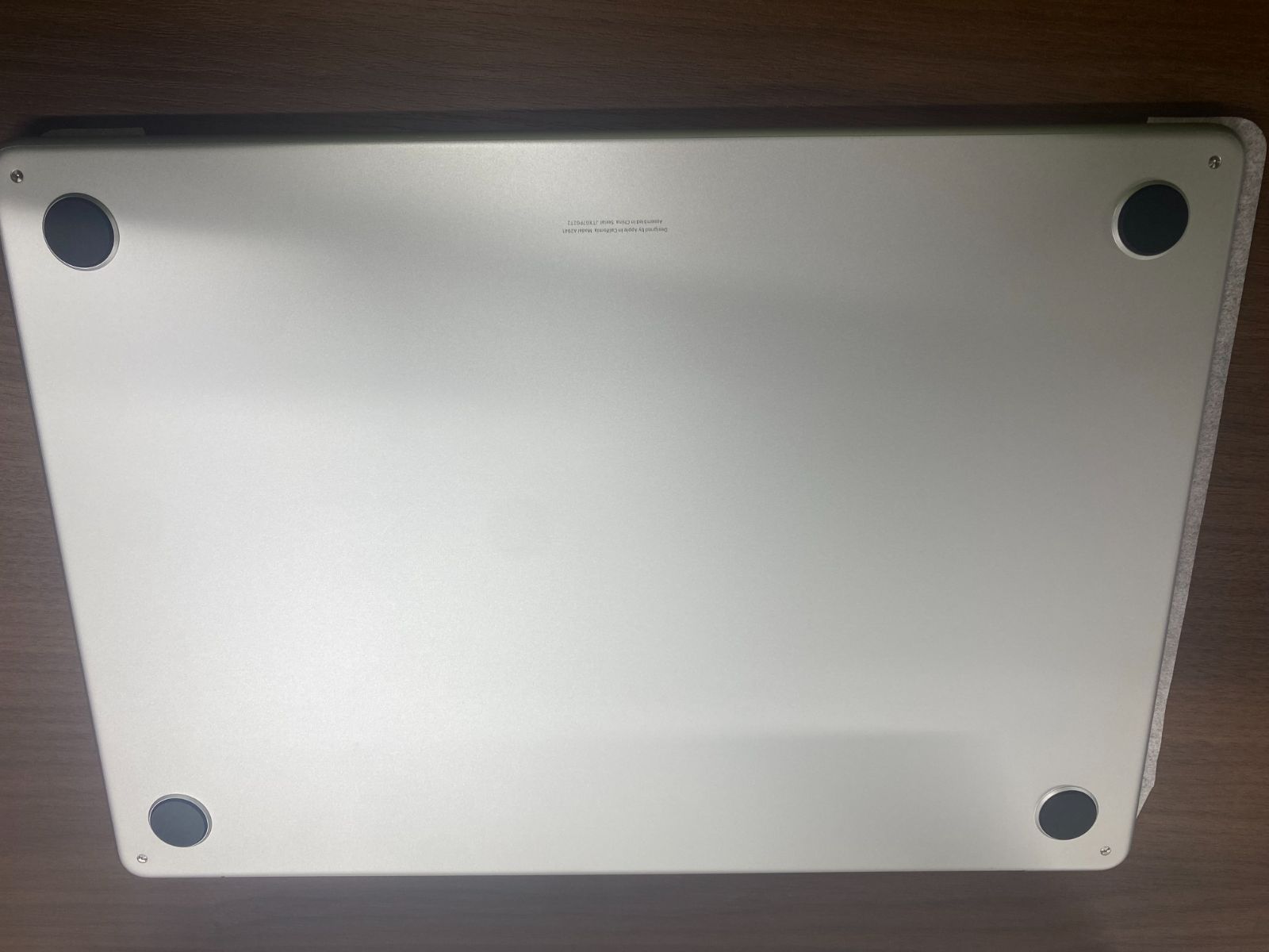 【新品同様美品・通電動作確認のみ】MacBook Air Liquid Retinaディスプレイ 15.3 MQKR3J/A [シルバー]