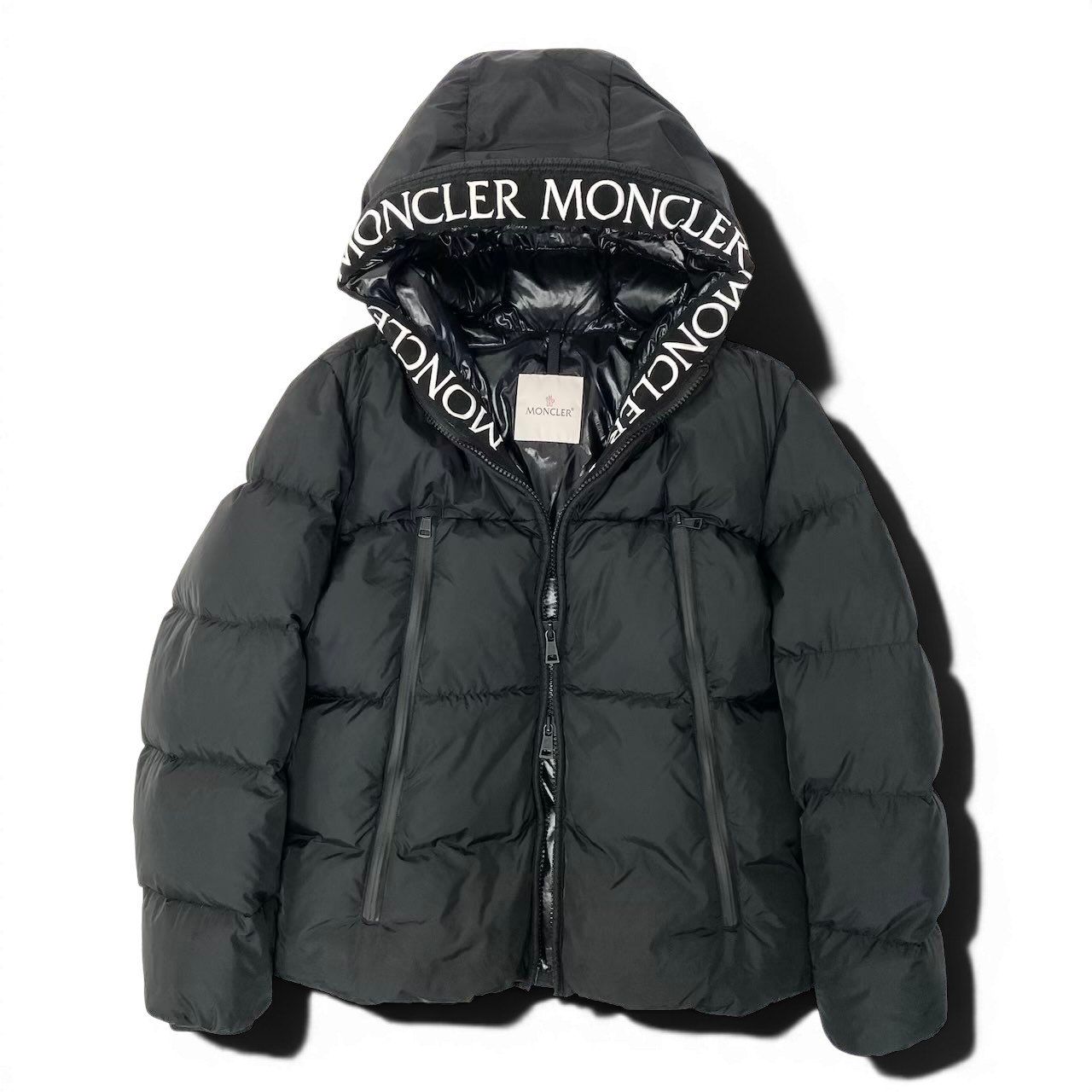 【美品】MONCLERモンクレール　OTTIS 14A ブラック MONCLER (モンクレール) フード着脱可能 フルジップ ショート ダウン