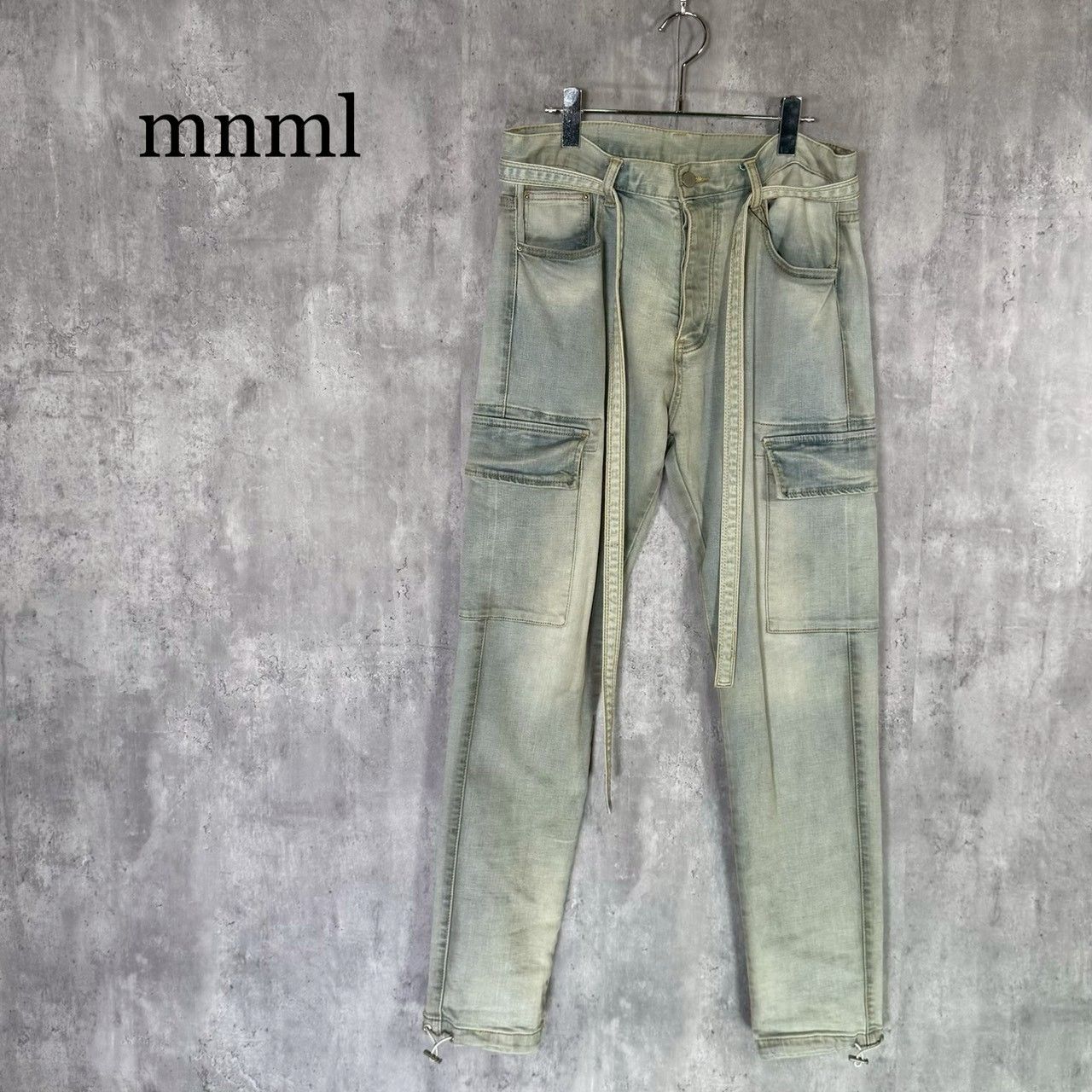 『mnml』ミニマル（30）ヴィンテージ加工 デニムカーゴパンツ ドローコード mnml』ミニマル（30）ヴィンテージ加工 デニムカーゴパンツ ドロー