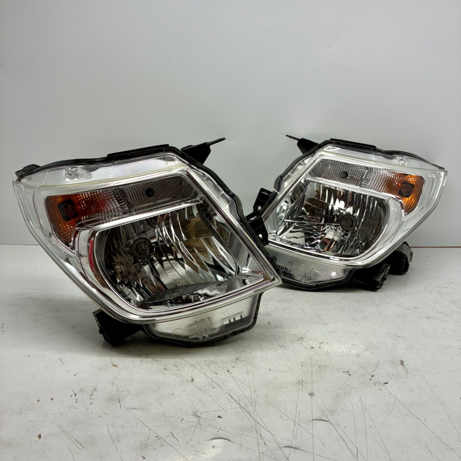 美品【コーティング済】スズキ MH34S MH44S ワゴンR 後期 ヘッドライト ランプ レンズ 左右セット LR ハロゲン KOITO 100-59316 P80514