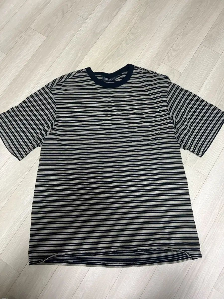 イーストローグ パーマネント ポケット Tシャツ ネイビー&グレー Lサイズ